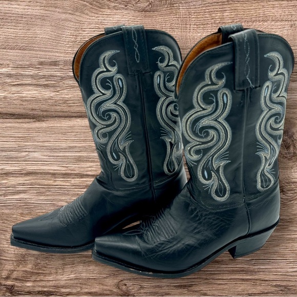 Tony Lama Black Stallion Leather Western Boots - Picture 3 of 11